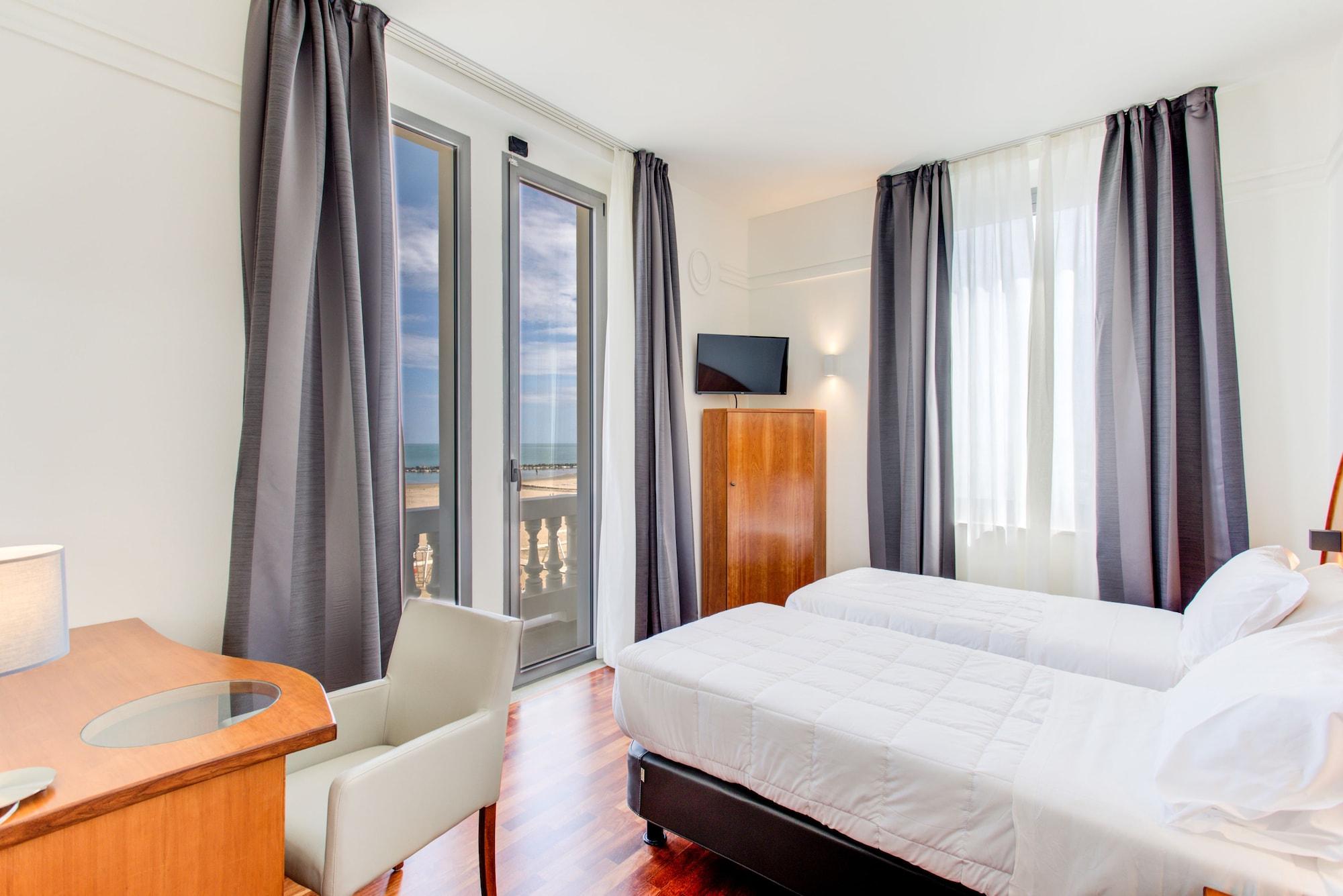 Kursaal Hotel Cattolica Esterno foto