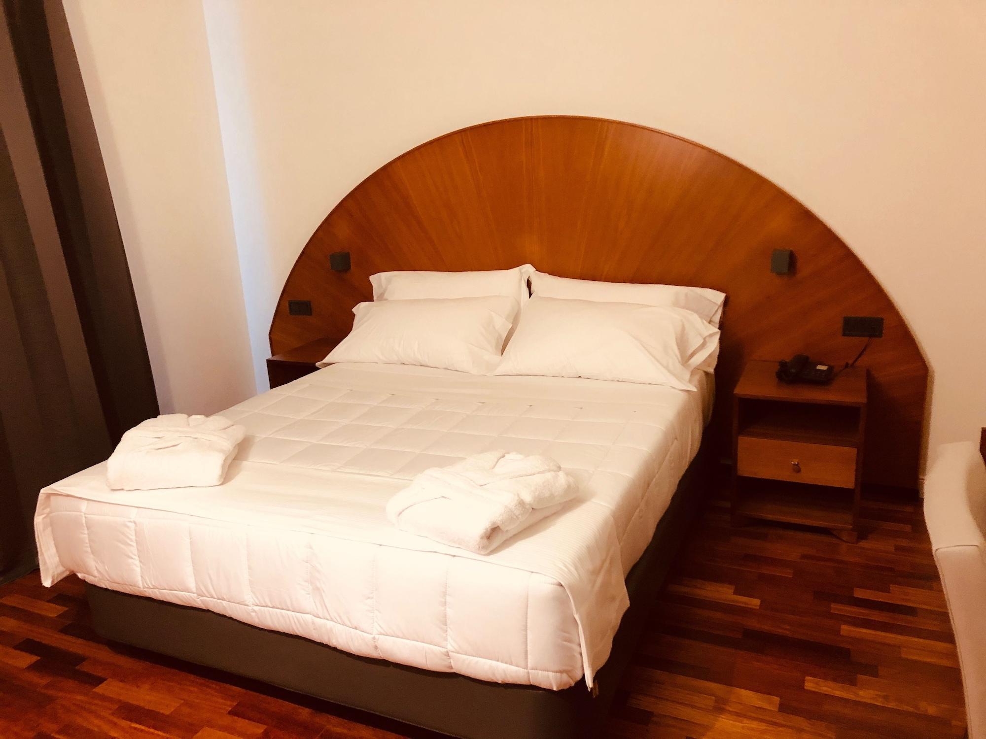 Kursaal Hotel Cattolica Esterno foto