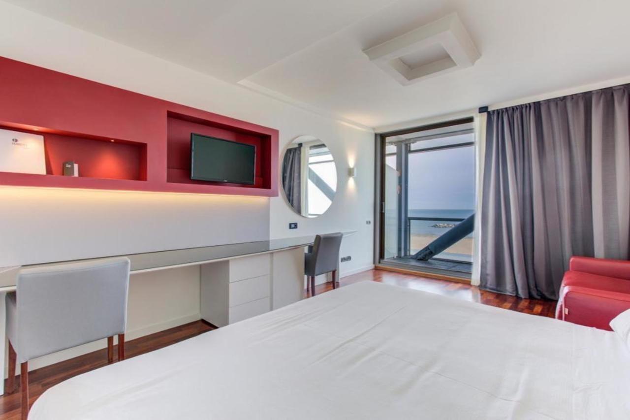 Kursaal Hotel Cattolica Esterno foto