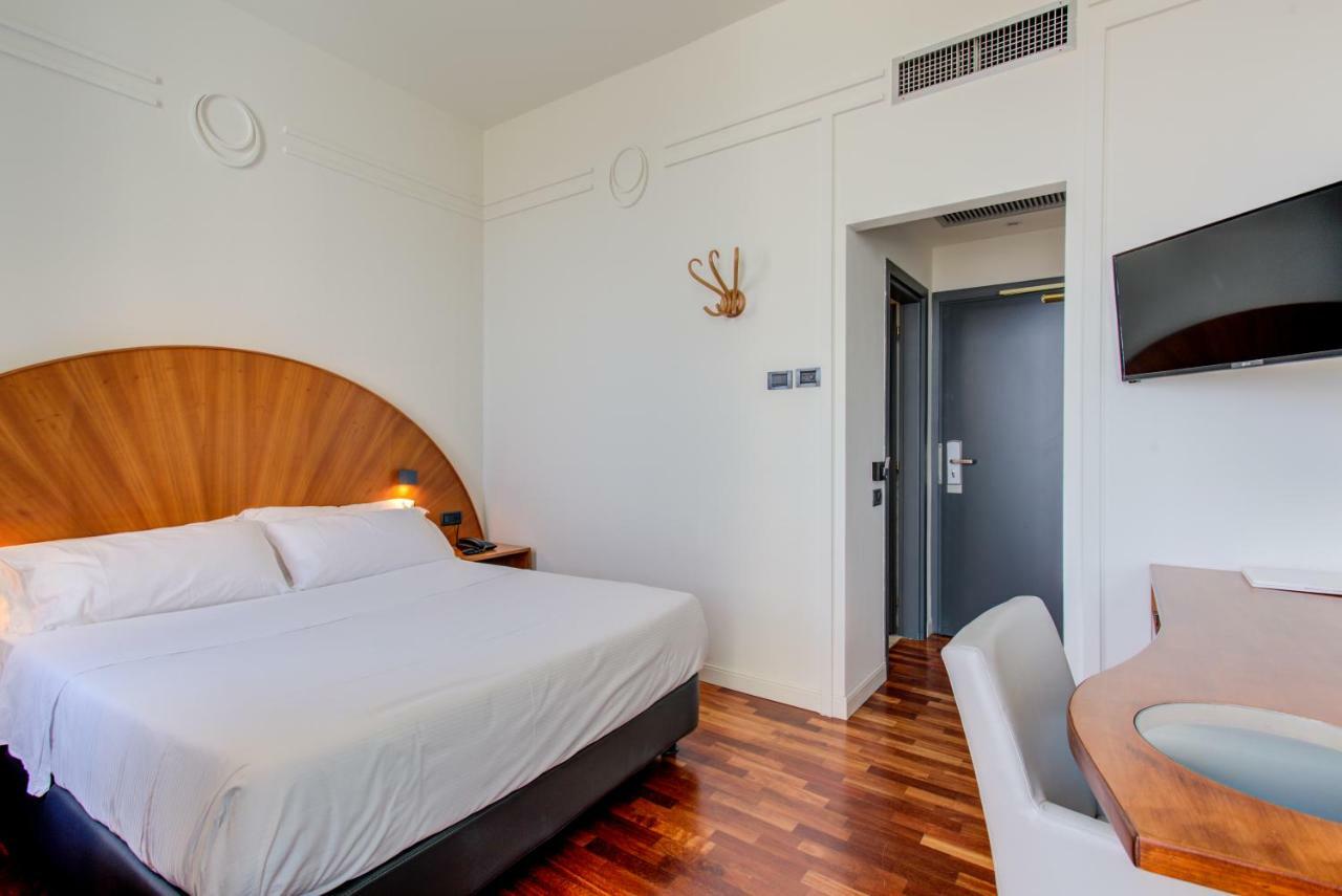 Kursaal Hotel Cattolica Esterno foto